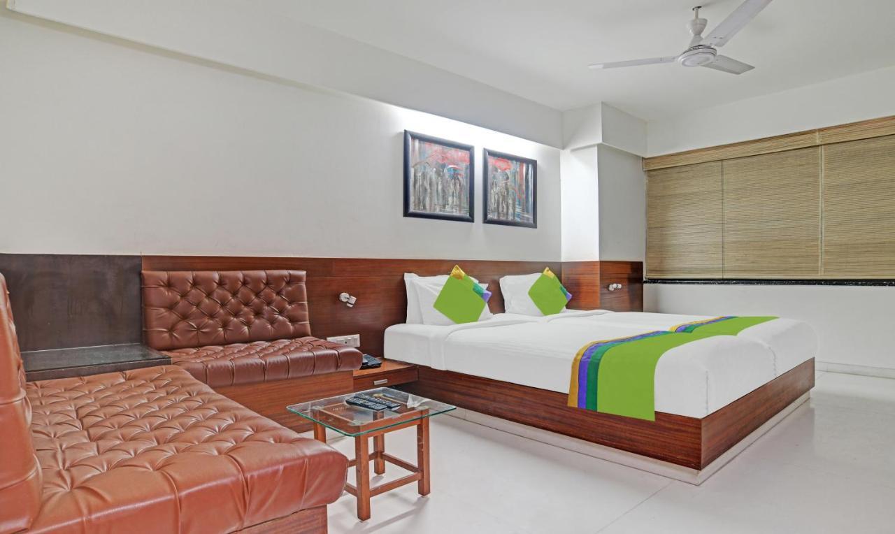 Treebo Cherry Tree Indore Esterno foto